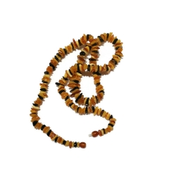 Naszyjnik z wielokorowego bursztynu