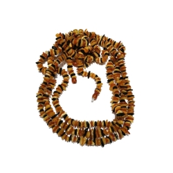 Naszyjnik z wielokorowego bursztynu