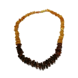 Naszyjnik z kolorowymi bursztynami