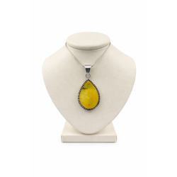 Wisiorek z bursztynu naturalnego