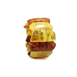 Bransoletka z naturalnego bursztynu na gumce